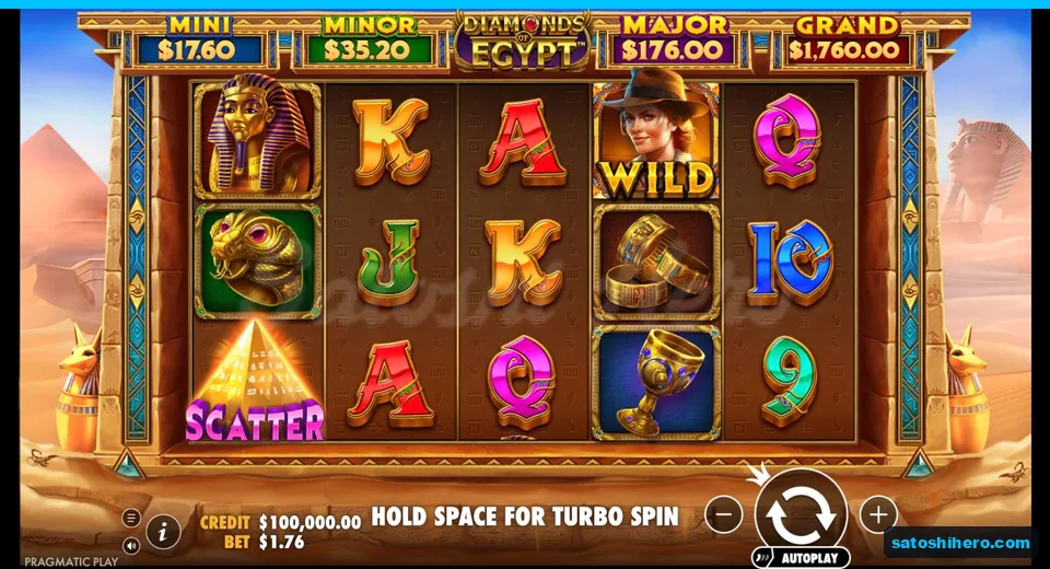 Idle reels show explorer and pyramid symbols
