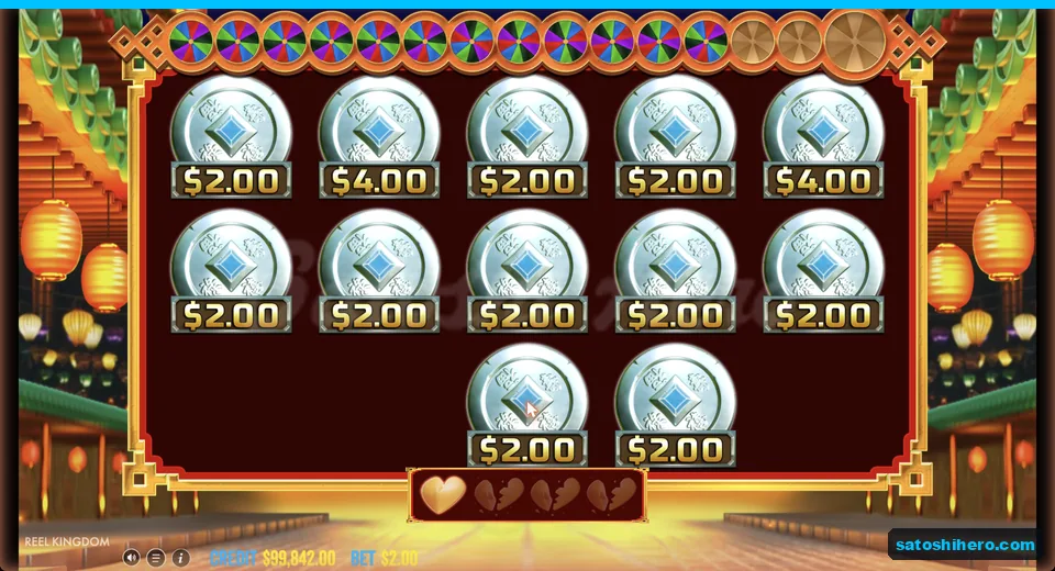 Respin grid holds fourteen money symbols